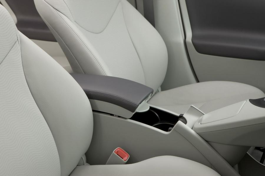  Toyota Prius 2009 года  (фото 26 из 167)